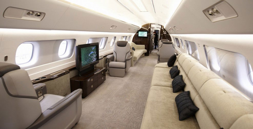 472 kts Cruise Speed 4,600 nm Max Range 19 Max Capacity 443 cu Max Baggage