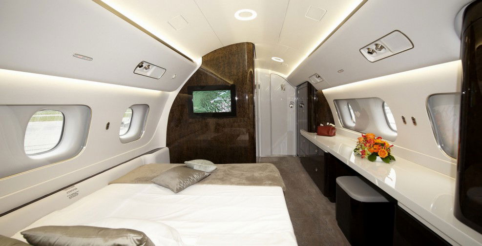 472 kts Cruise Speed 4,600 nm Max Range 19 Max Capacity 443 cu Max Baggage