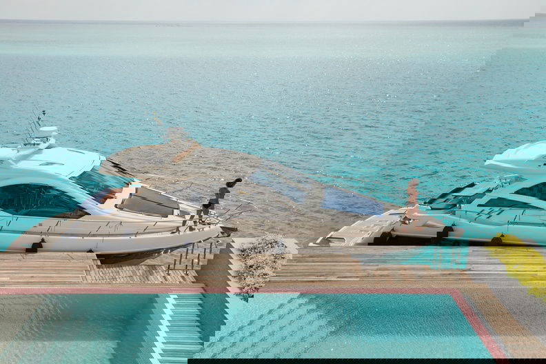 LUX* OVERWATER RETREAT