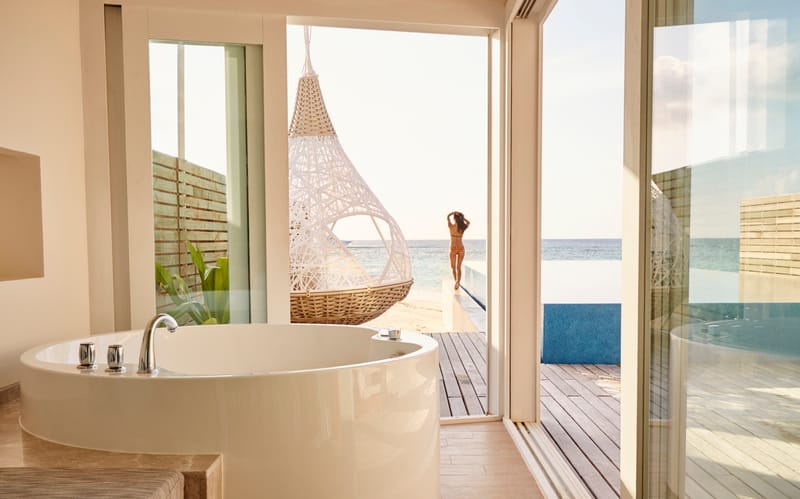 TEMPTATION POOL WATER VILLA - 220m²