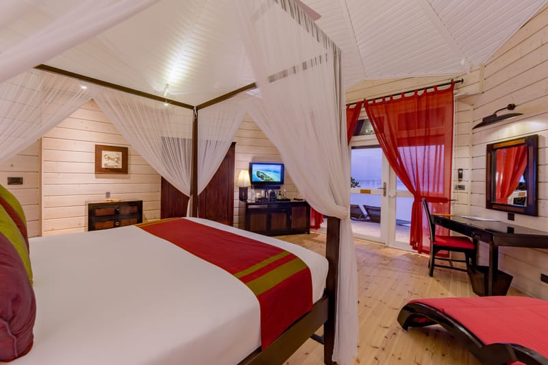 JACUZZI BEACH VILLA - 88M2