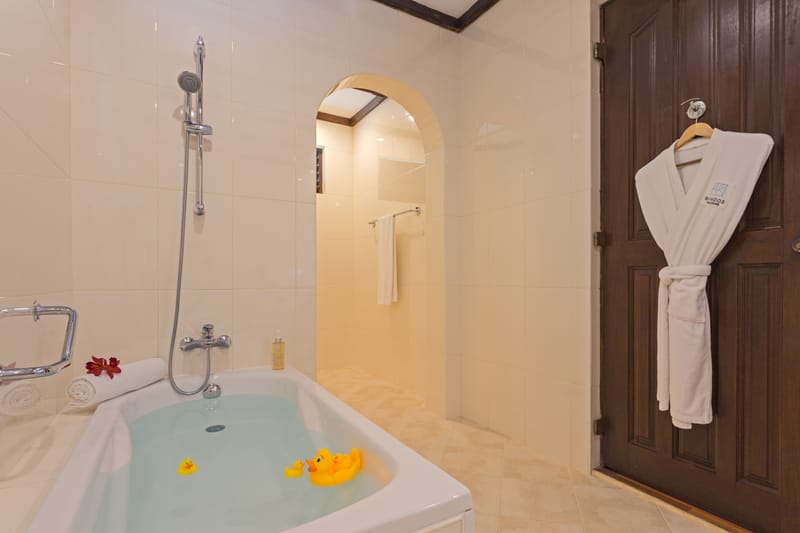 Deluxe Beach Front Room 