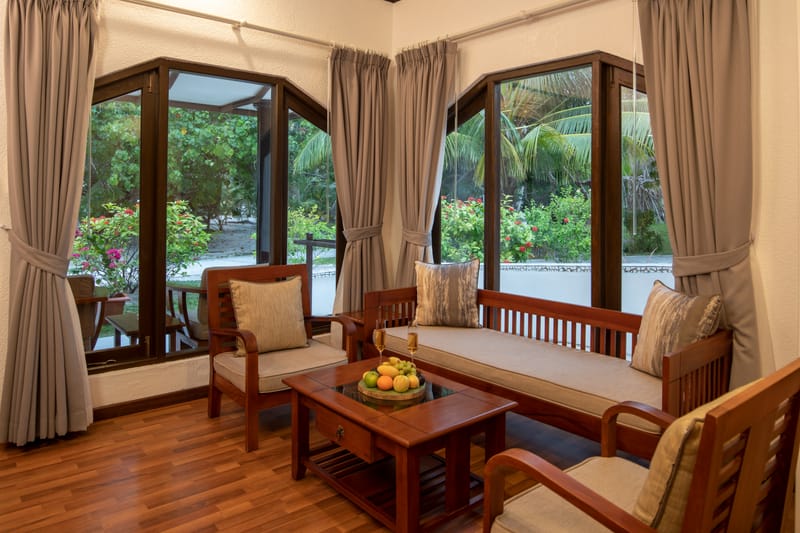 Deluxe Beach Front Room 