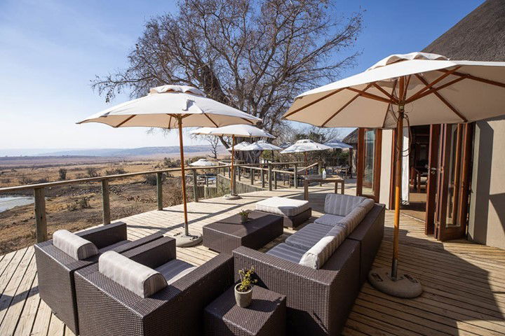 NAMBITI PLAINS LODGE