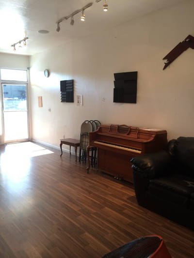  band rehearsal Space image