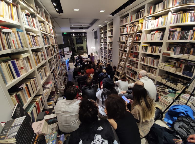 The Sisters of Cain - Kastaniotis Publications