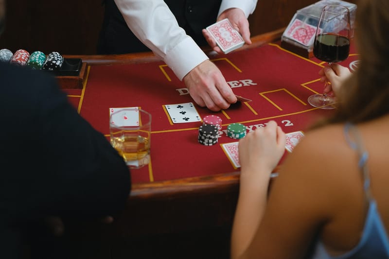 Can Online Casinos Cheat?