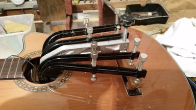 תיקוני גיטרות וכלי מיתר image