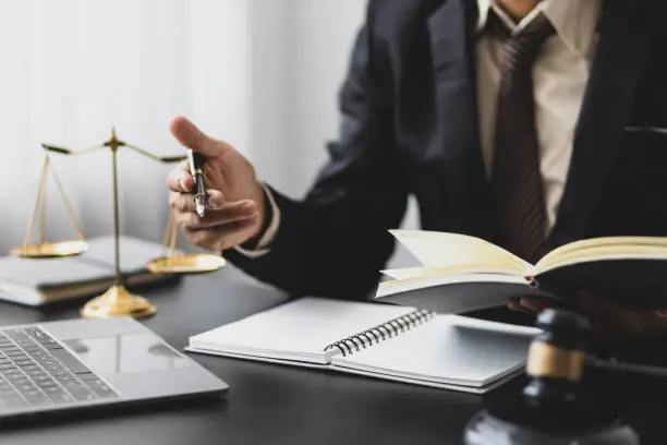 Judicialização da Política x Ativismo Judicial