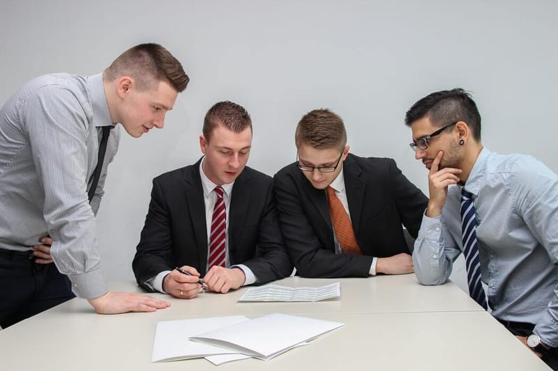 HR PARTNER