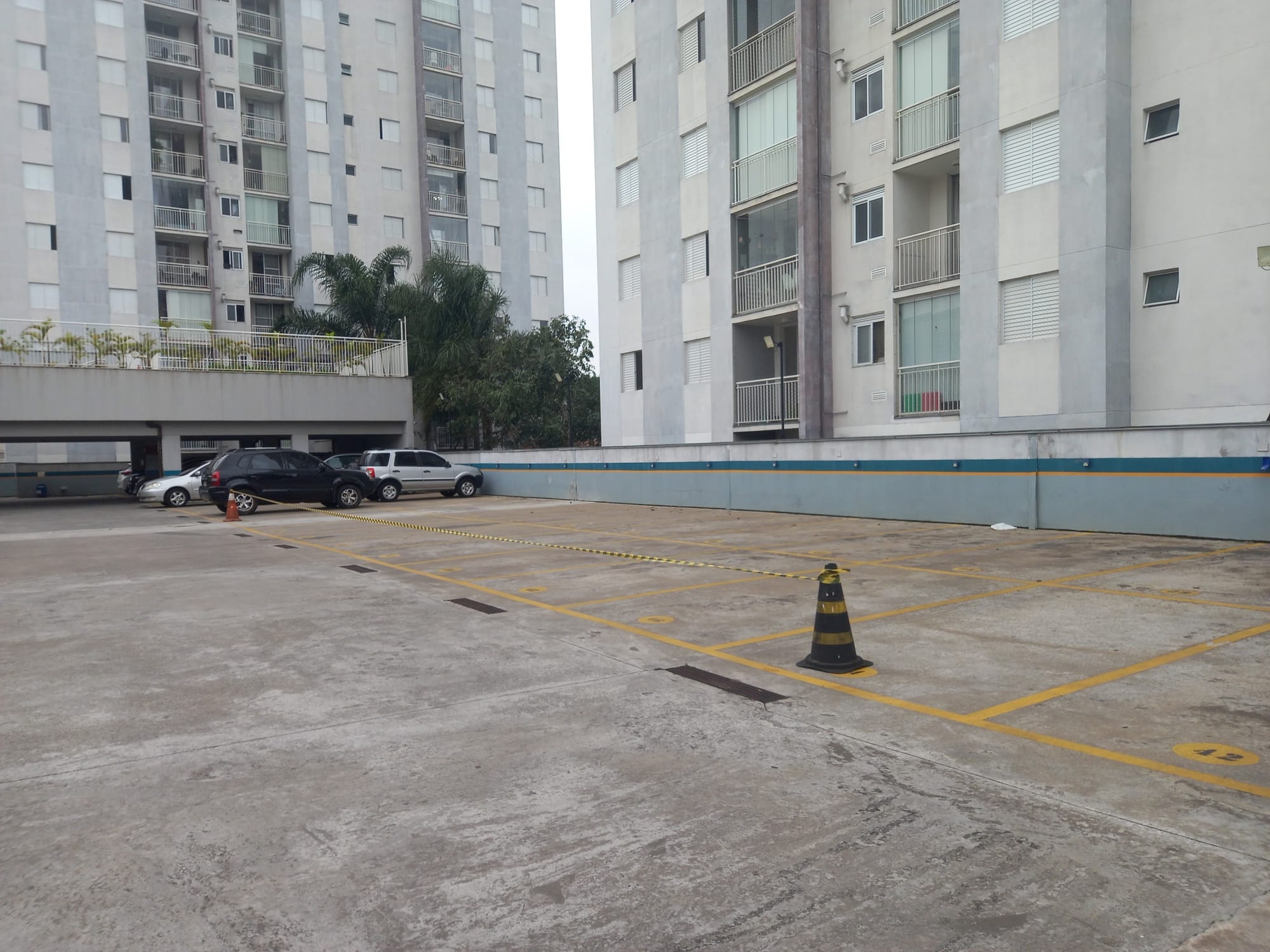 ACOMPANHAMENTO E RESTAURAÇÃO DE FACHADAS