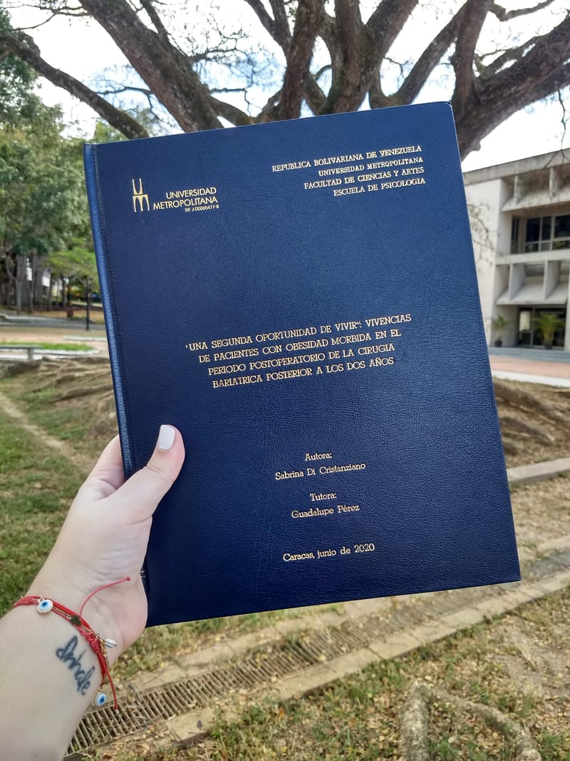 "Una segunda oportunidad de vivir": Vivencias de pacientes con obesidad mórbida en el periodo postoperatorio de la cirugía bariátrica posterior a los dos años