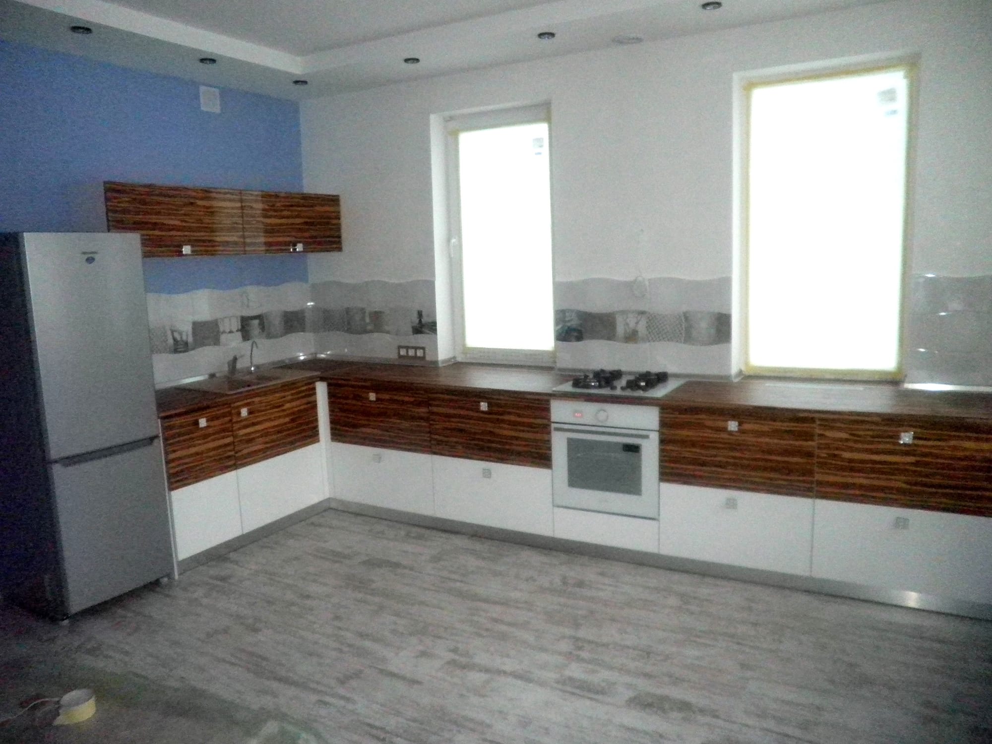 Кухні на замовлення