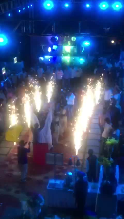 Groom dance entry