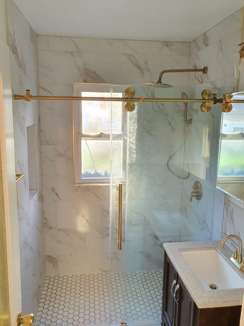 Small Bathroom Makeover