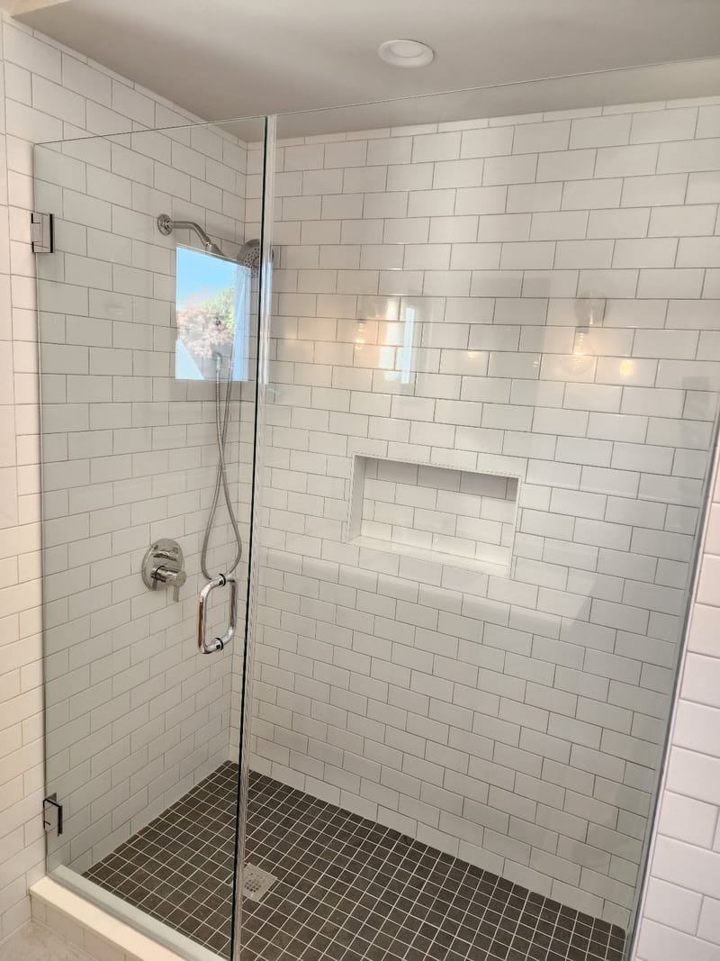 Kitchen, Bathroom & Professional Offices