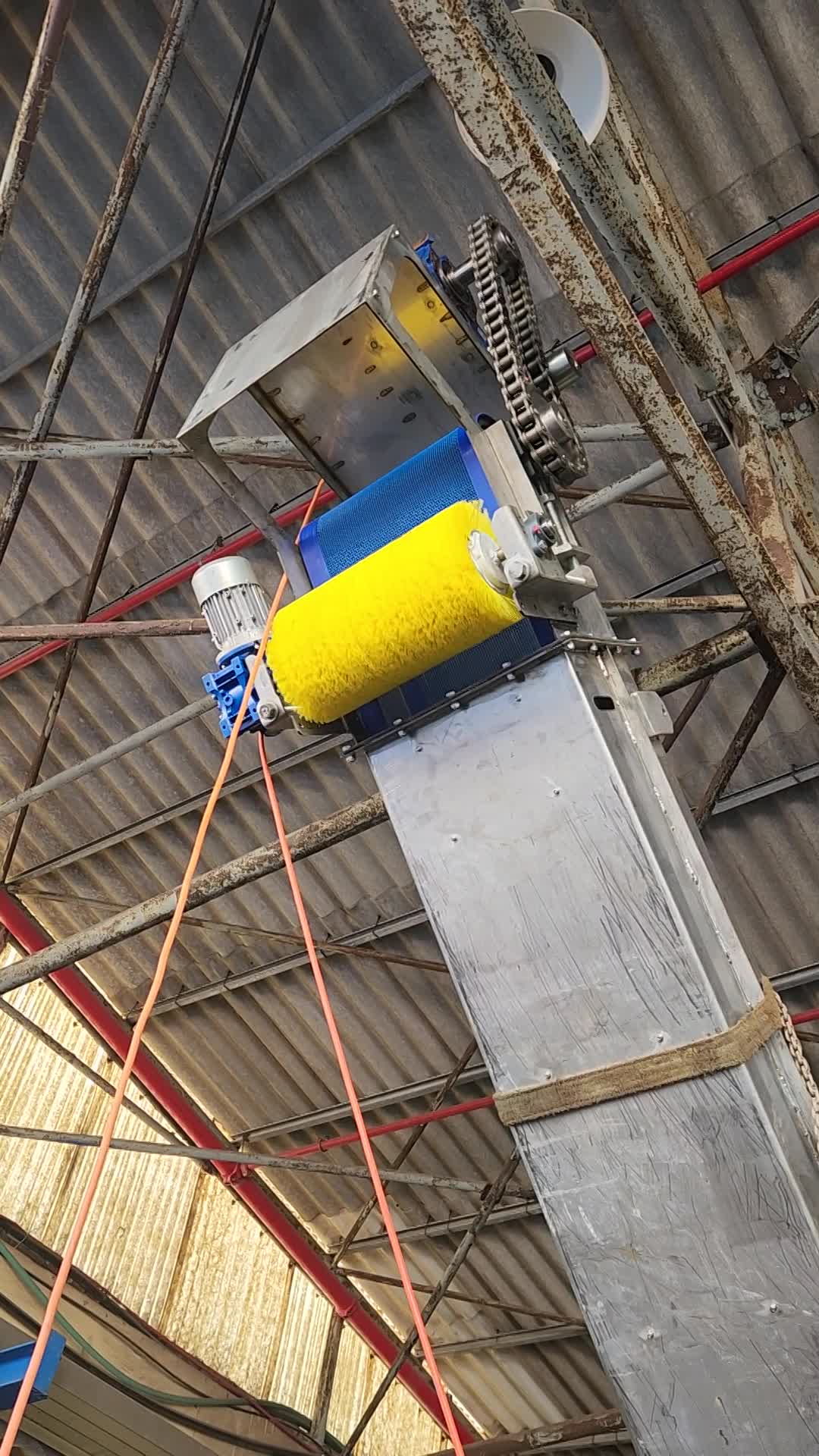 ייצור מסוע לפי תכנון כולל התקנה ואספקה והתקנת תעלות PP 