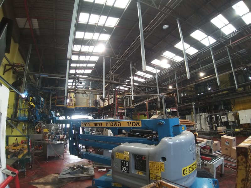 תכנון והתקנת קונסטרוקציה לפאנל מבודד כולל התקנת לוחות פאנל מבודד 