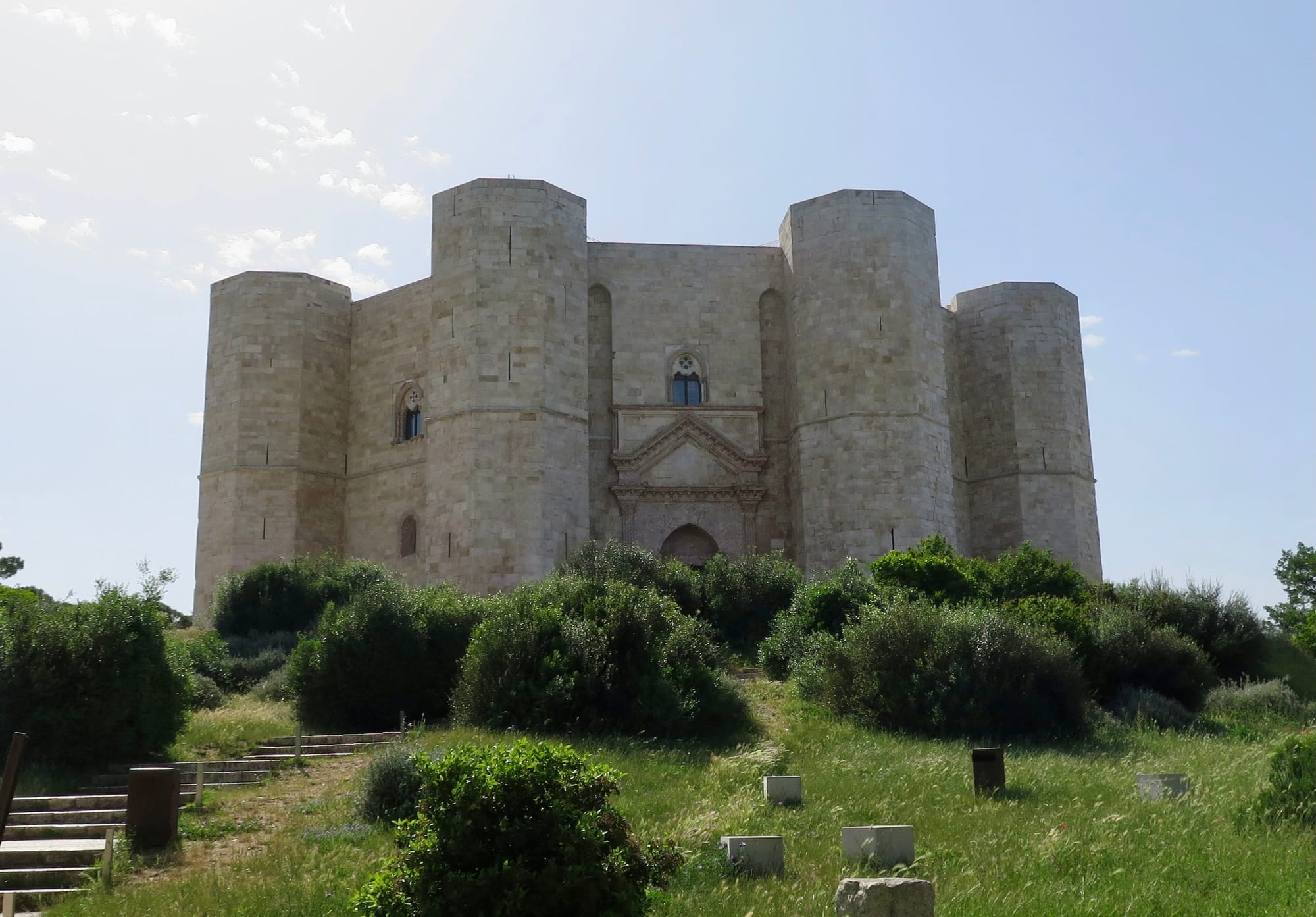 Castel del Monte!