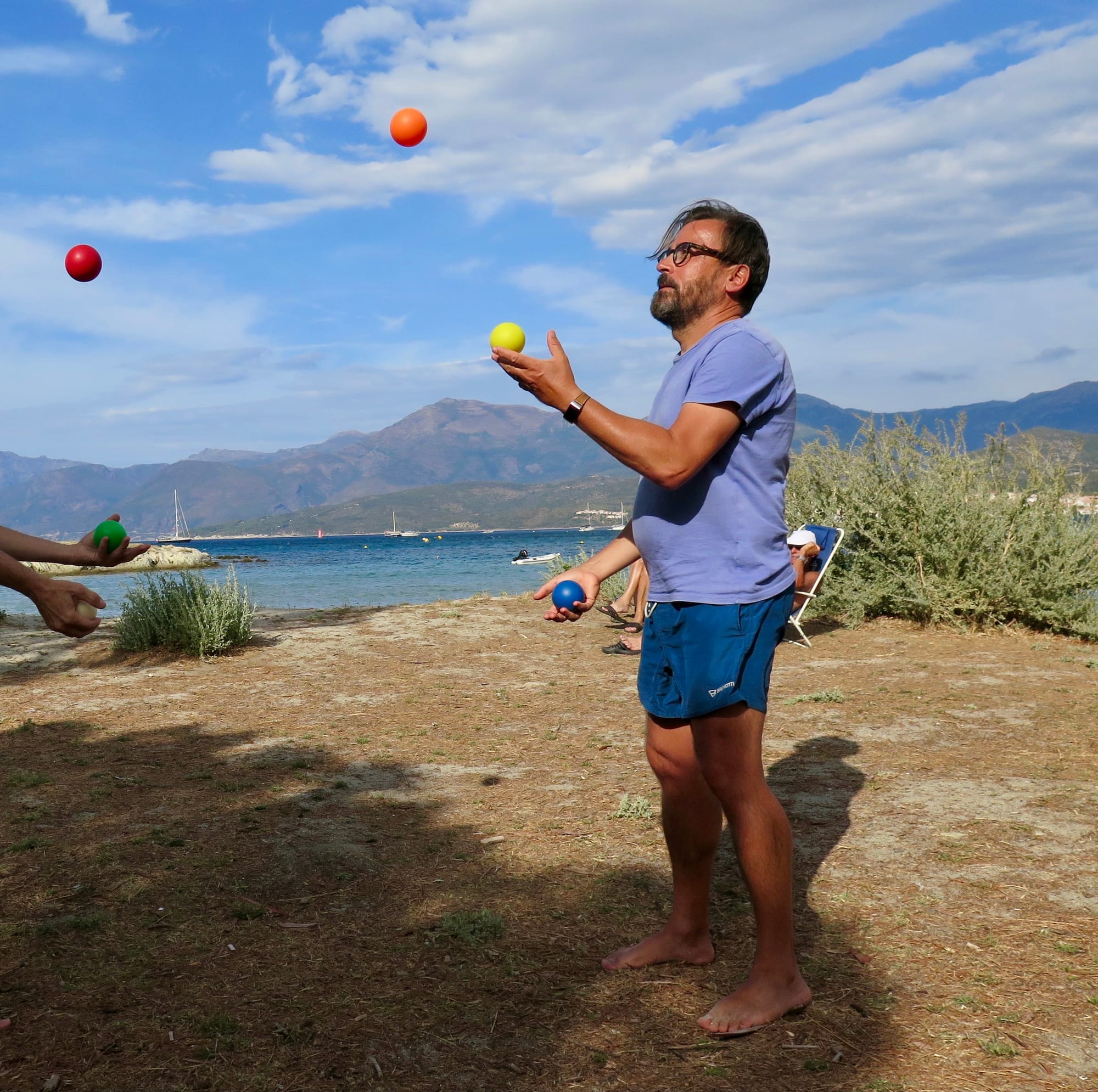 Jonglage am Strand