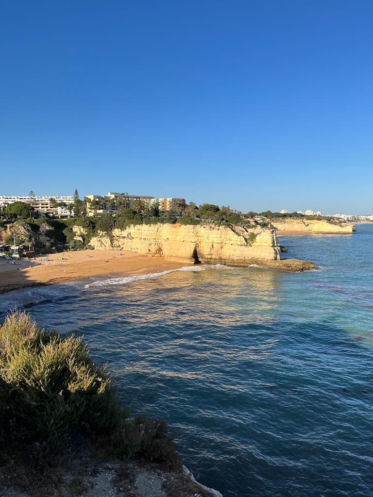 Von Plaia da Falésia (Albufeira) nach Armação de Pêra