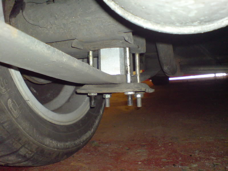 Installing Lowering Blocks 50mm Cast Lowering Block kit 340 & 360 - Classic Swede