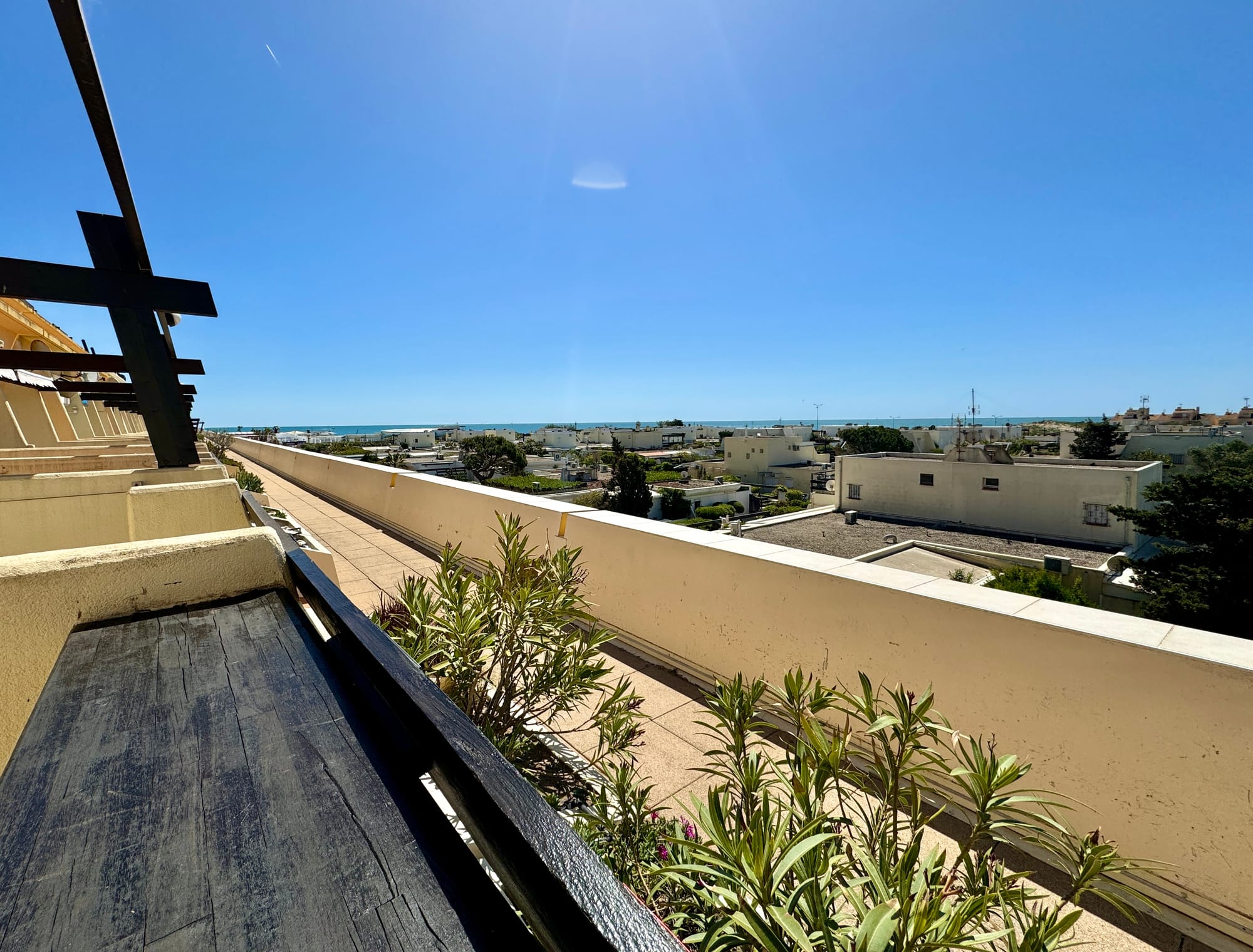 Studio 373, Port Nature 3