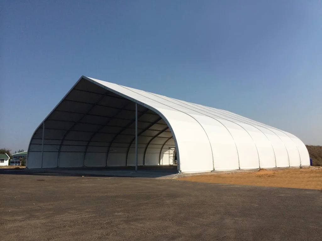 Hangar en aluminio