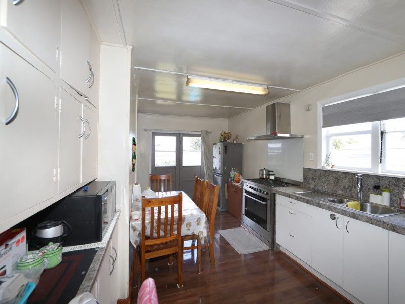 Modernised 3 Bedroom in Mahora