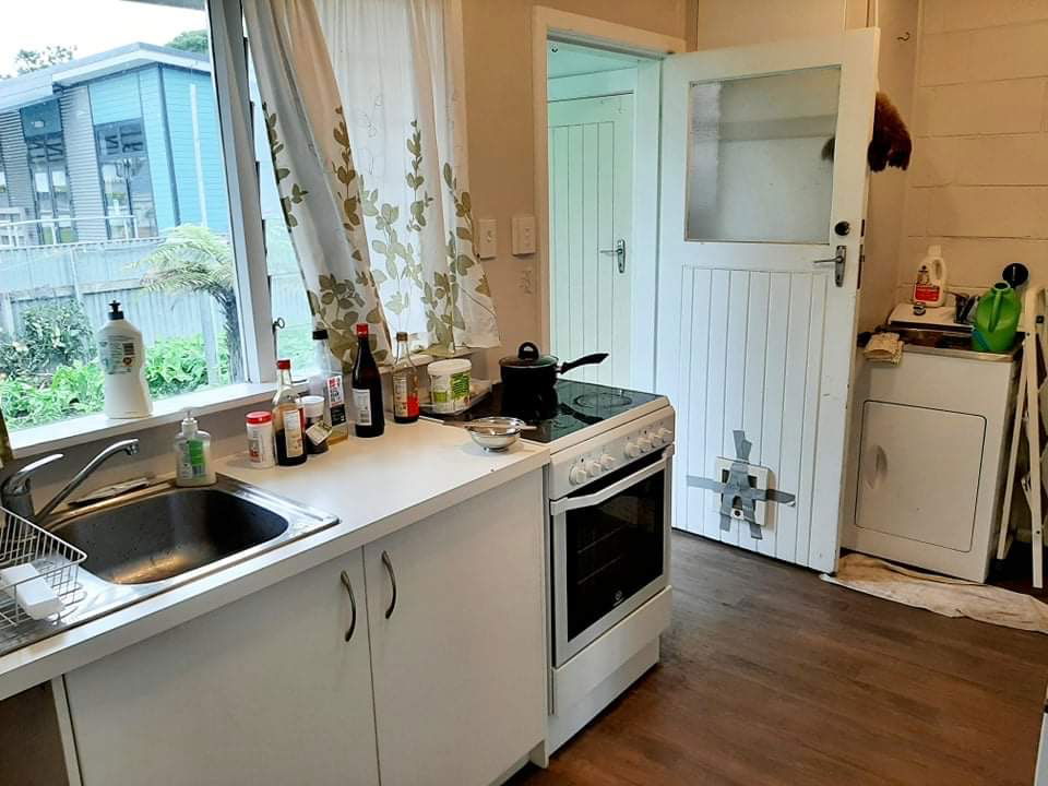Cosy Partially Furnished 1 Bedroom in Napier South