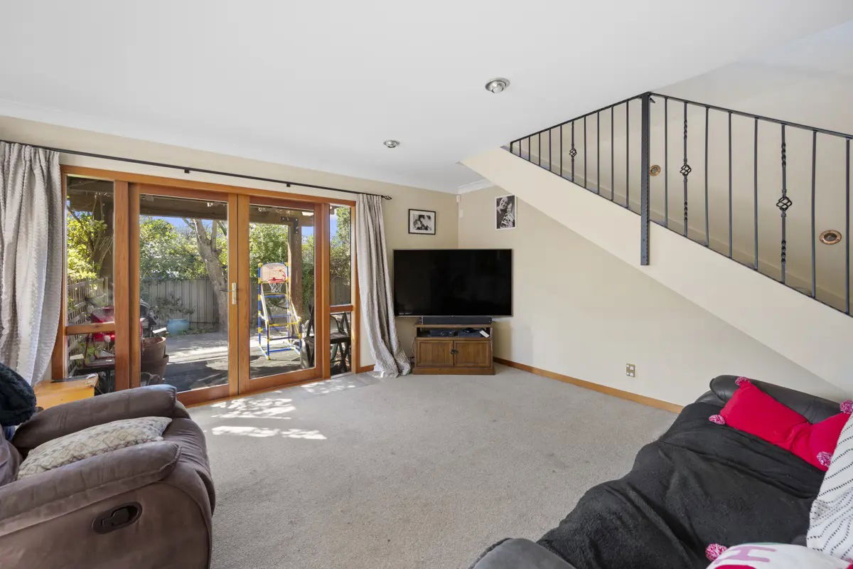 Private, sunny and great location