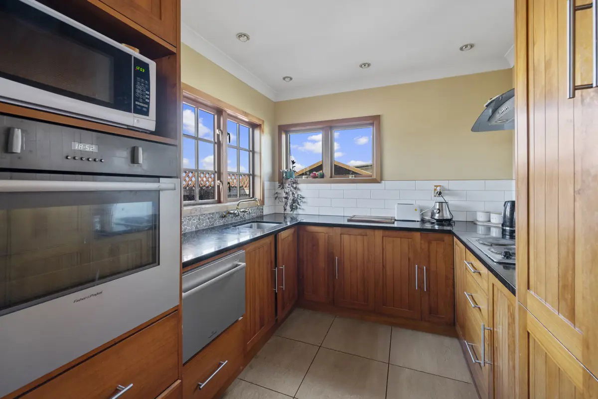 Private, sunny and great location