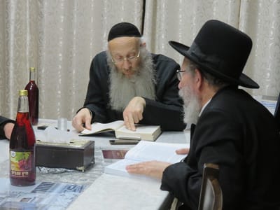 סיום רמב"ם שמיטה ויובל שנערך ע"י מכון דרך אמונה בבית הגרי"א דינר – תיעוד