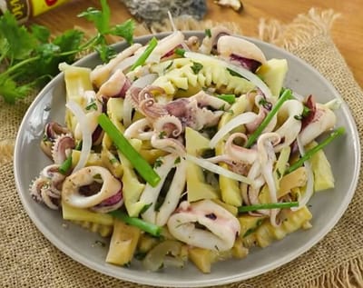 Hướng dẫn cách làm món mực xào măng cực ngon bạn cần nên học