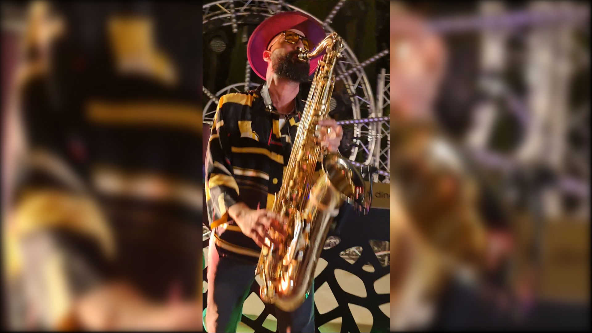 Live On Dj - Bailar Saxophone show