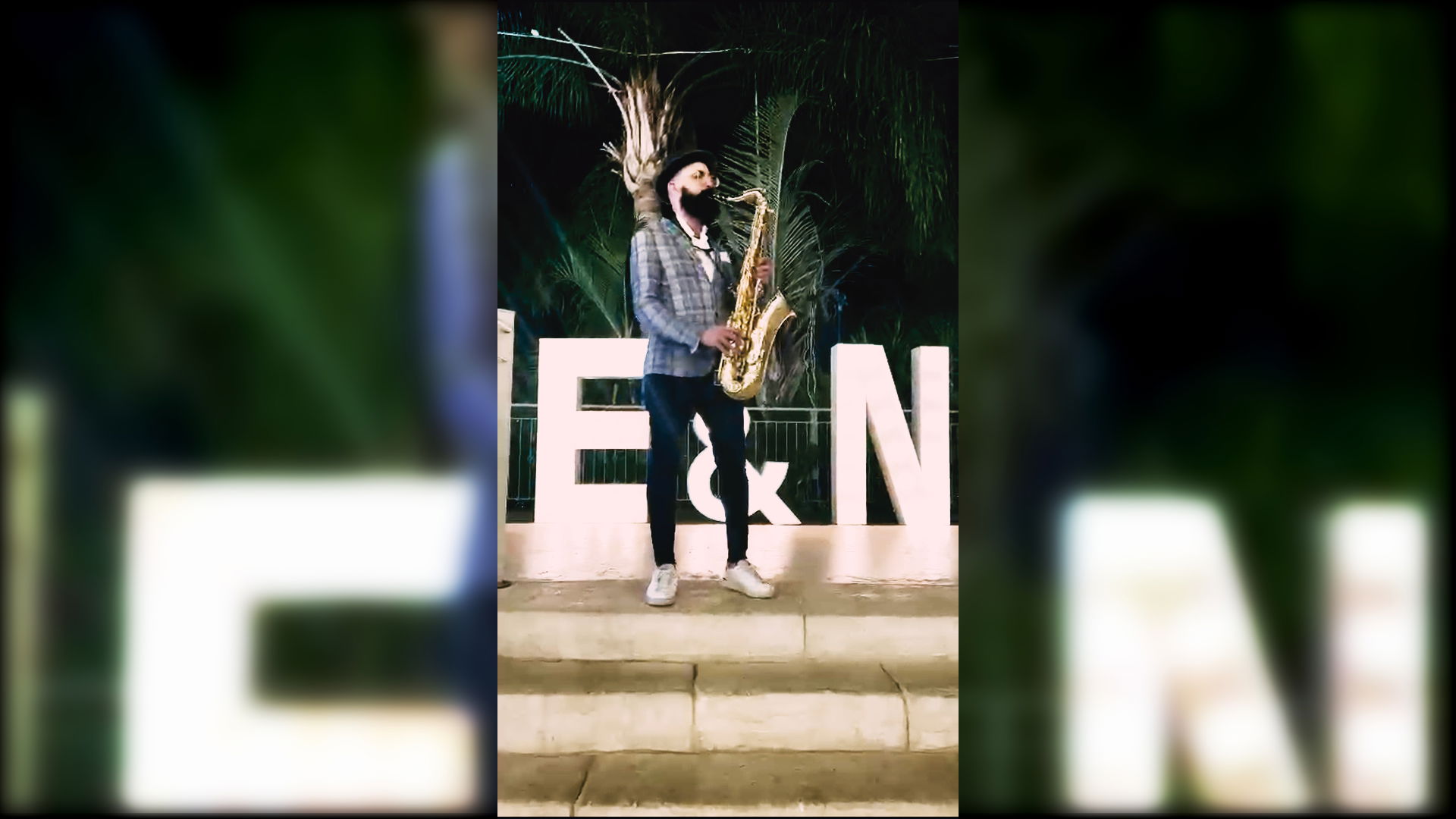 קבלת פנים האוס לאונג'