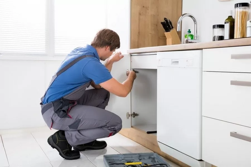 Kitchen fitting, installation and design