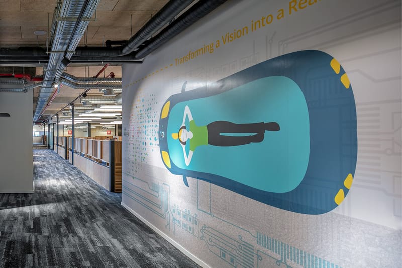 INNOVIS - WINGS - Wall Design