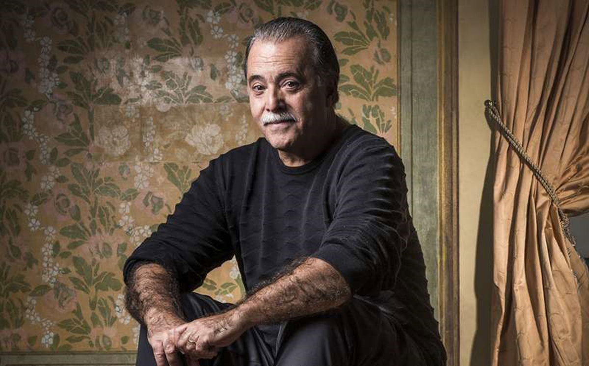 TONY RAMOS, DE VOLTA EM ‘MULHERES APAIXONADAS’, FALA SOBRE GANÂNCIA E VIOLÊNCIA CONTRA IDOSOS RETRATADAS NA TRAMA