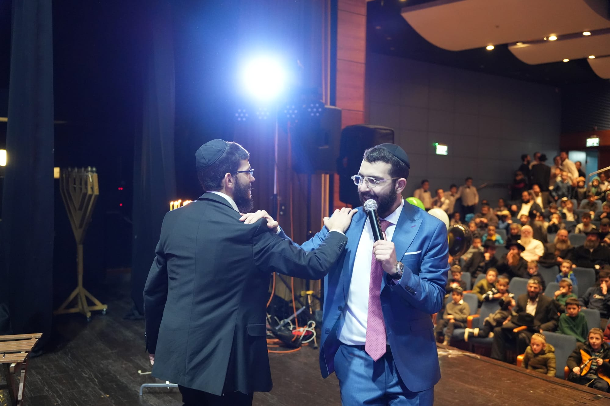 צילום תמונות: שניאור סוליש - צילום וידיאו: מנחם לומונוסוב