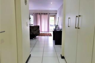 1 Bedroom Apartment / Flat To Rent In Sunninghill - R6 250