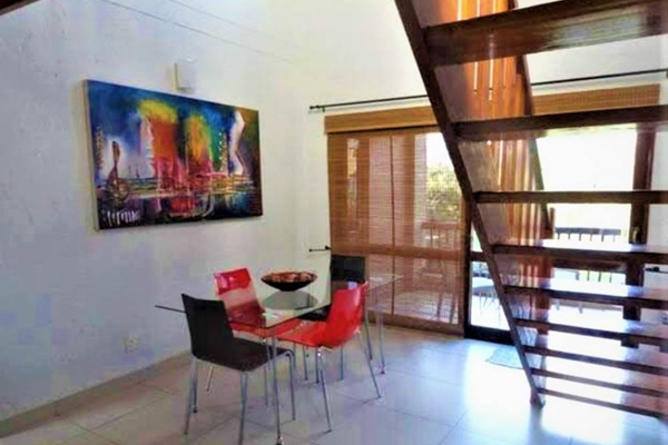 2 Bed Townhouse in Lonehill - R 1 200 000