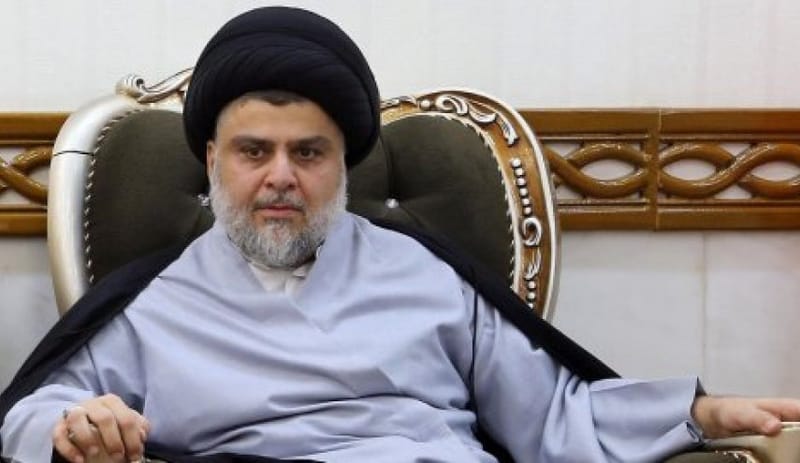 الصدر يتلقى لقاحا ضد كورونا