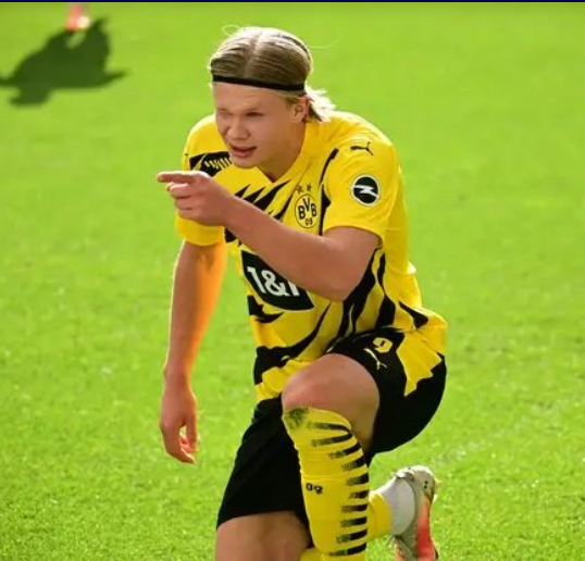 هالاند يقترب من التتويج بلقب هداف دوري أبطال أوروبا