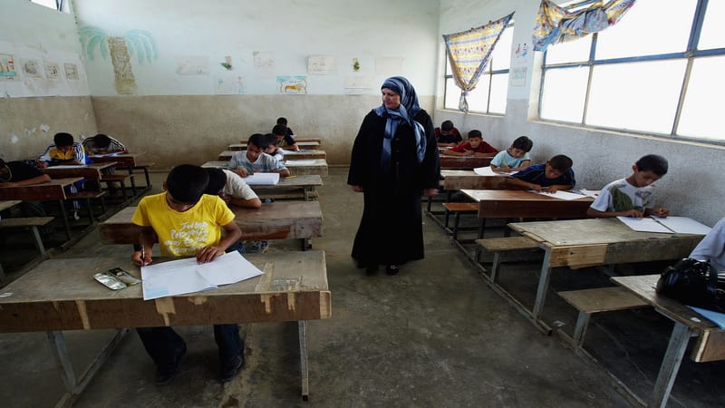 لجنة نيابية تستبعد استمرار "العام الدراسي" وتذكر السبب