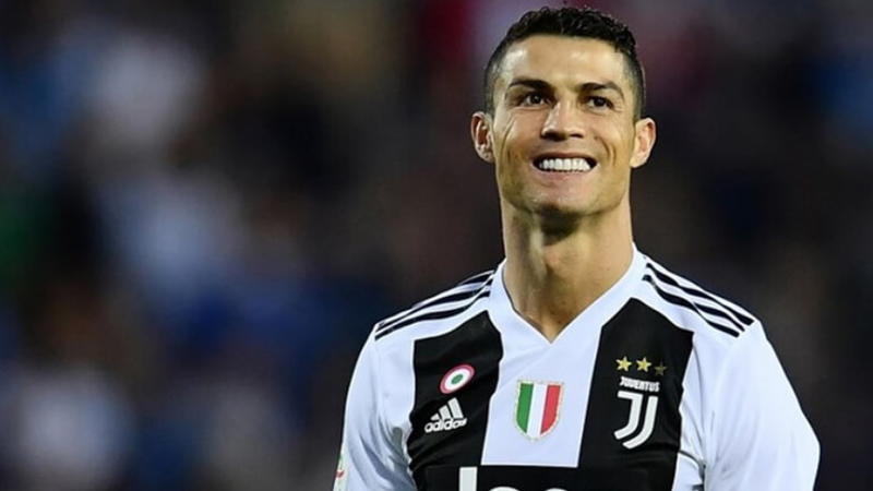 رونالدو يوجه رسالة قوية إلى مبابي وهالاند