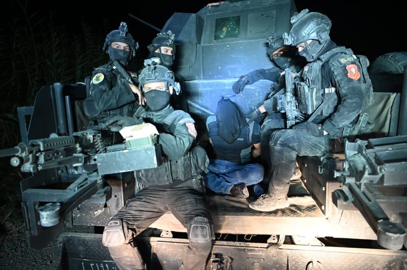 بعملية خاطفة.. القبض على ثلاثة من قيادات داعش في بغداد