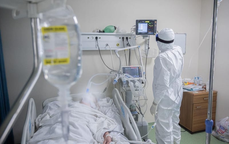 العراق يسجل ارتفاعاً طفيفاً بإصابات فيروس كورونا