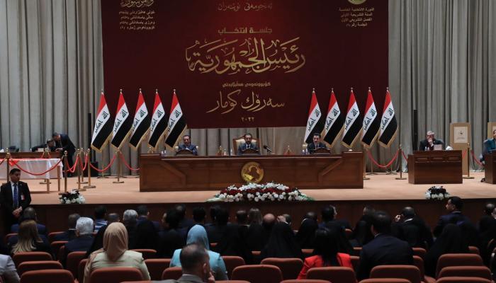 نائب يحدد موعد طرح مبادرة المستقلين لإنهاء الانسداد السياسي