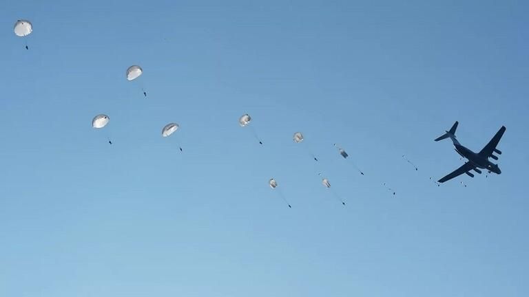 جنرال ألماني: الروس أقوياء جدا في البر والجو